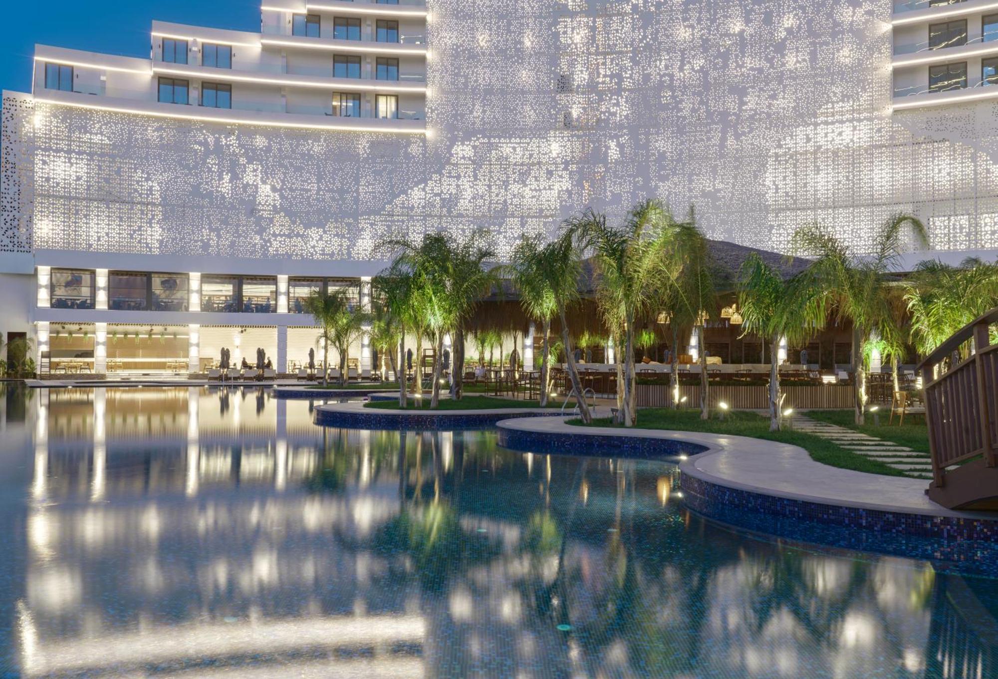Grand Sapphire Resort & Casino Trikomo Extérieur photo
