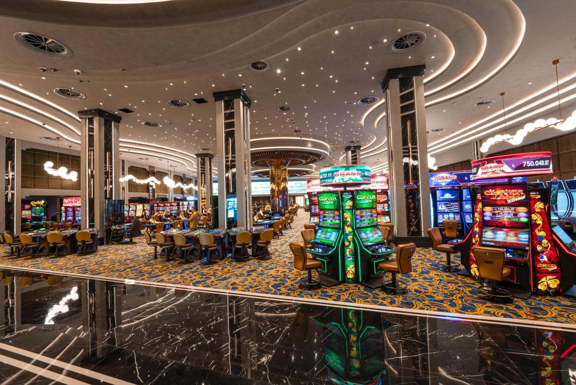 Grand Sapphire Resort & Casino Trikomo Extérieur photo